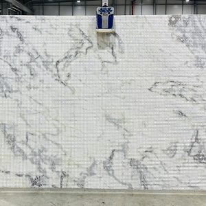 Oyster Nivatus Pyramid Hydro Finish Slab