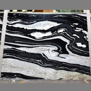 copacabana oro Brazilian marble